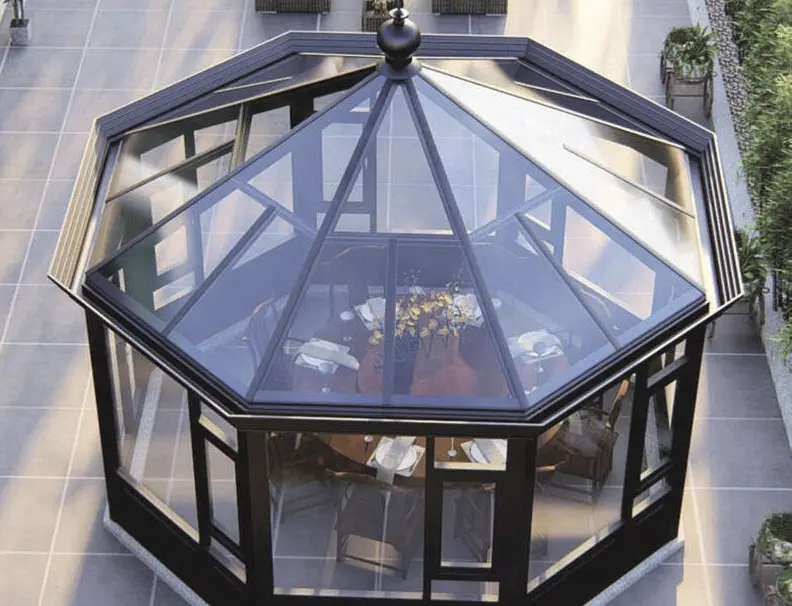 Contemporary Design Outdoor Insulated Conservatory with Custom-Shaped Roof Tempered Glass and Aluminium Alloy Private Villa Horizontal Layout